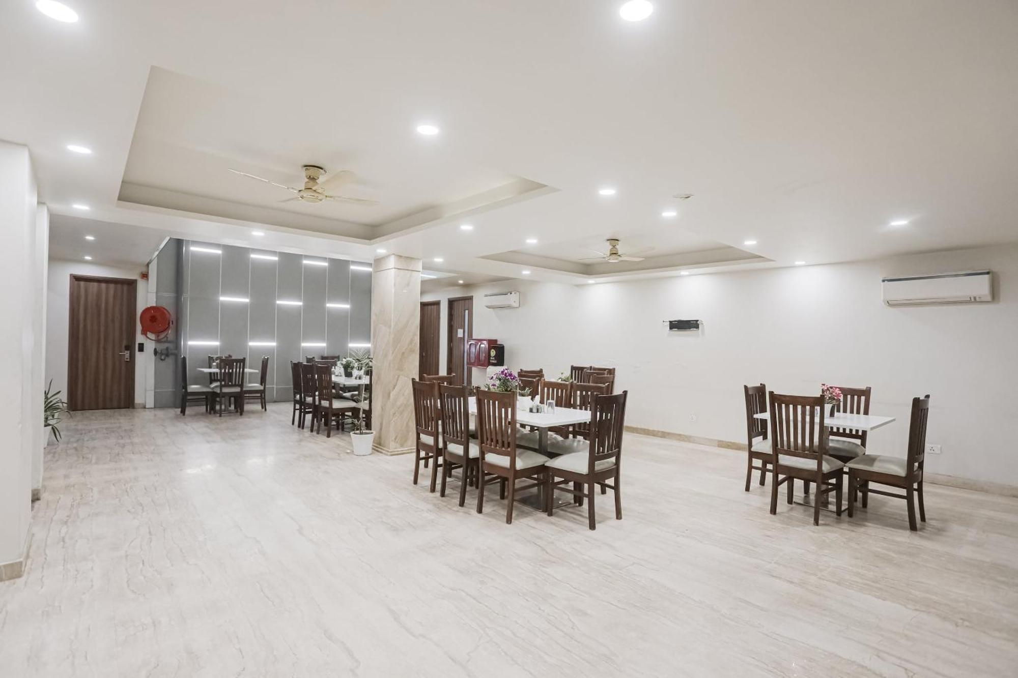 Townhouse The Amv Hotel Gurgaon Exteriör bild
