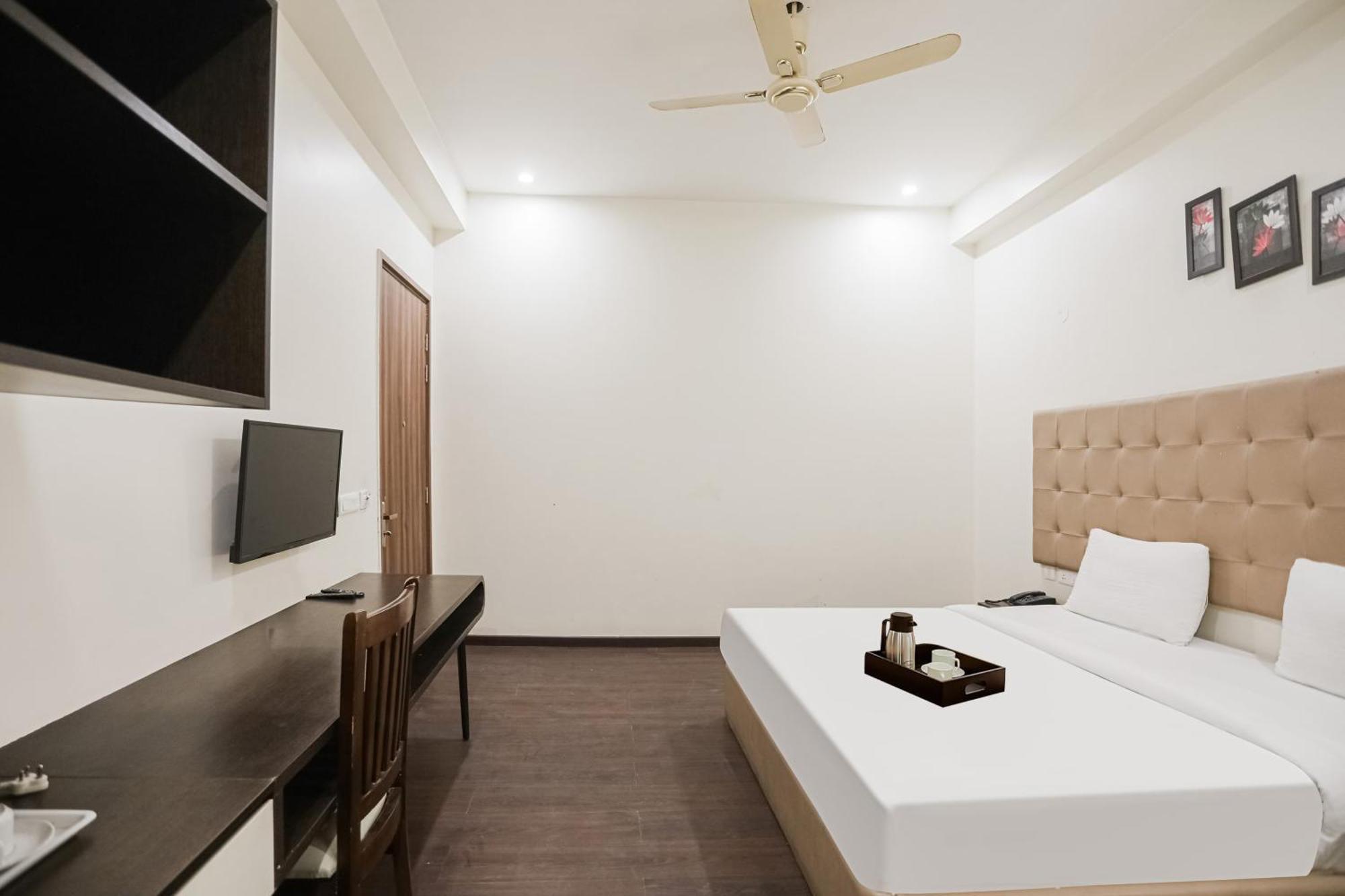 Townhouse The Amv Hotel Gurgaon Exteriör bild